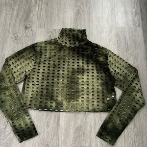 Win Win crop top. Size S